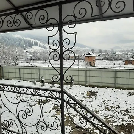 Карпатьські Зорі * Verkhovyna